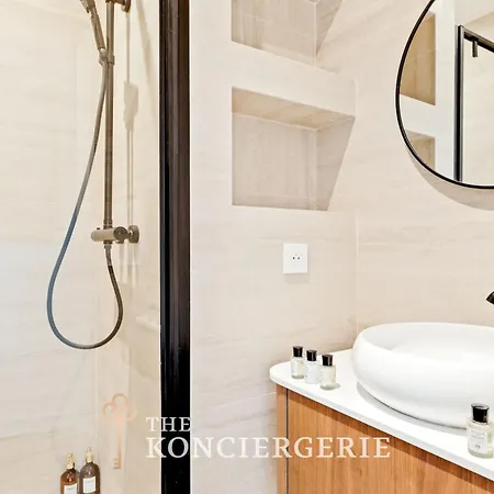 Διαμέρισμα Luminous Flat 2bdr-4p - Pigalle *